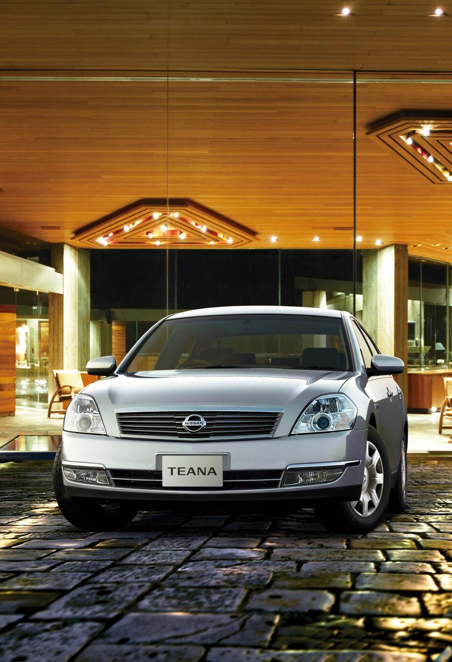  Nissan Teana 2003 года  (фото 14 из 25)